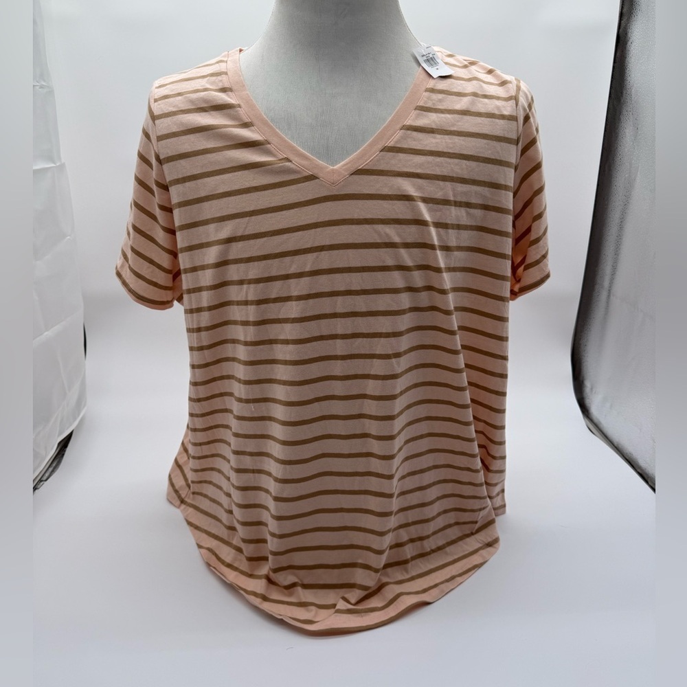 Women’s Old Navy Pink and Tan Striped V-Neck Tee NWT Size 3X Plus Size